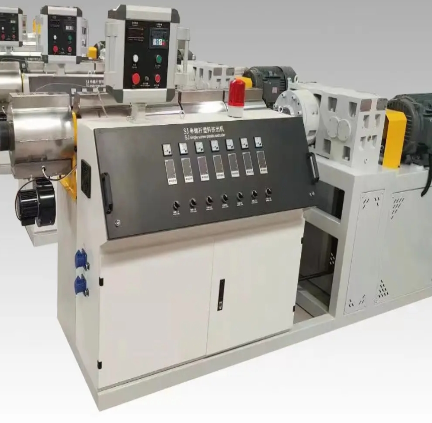 Ang linya ng produksyon ng PVC-O pipe extrusion machine ay nag-aalok ng ilang mga pakinabang