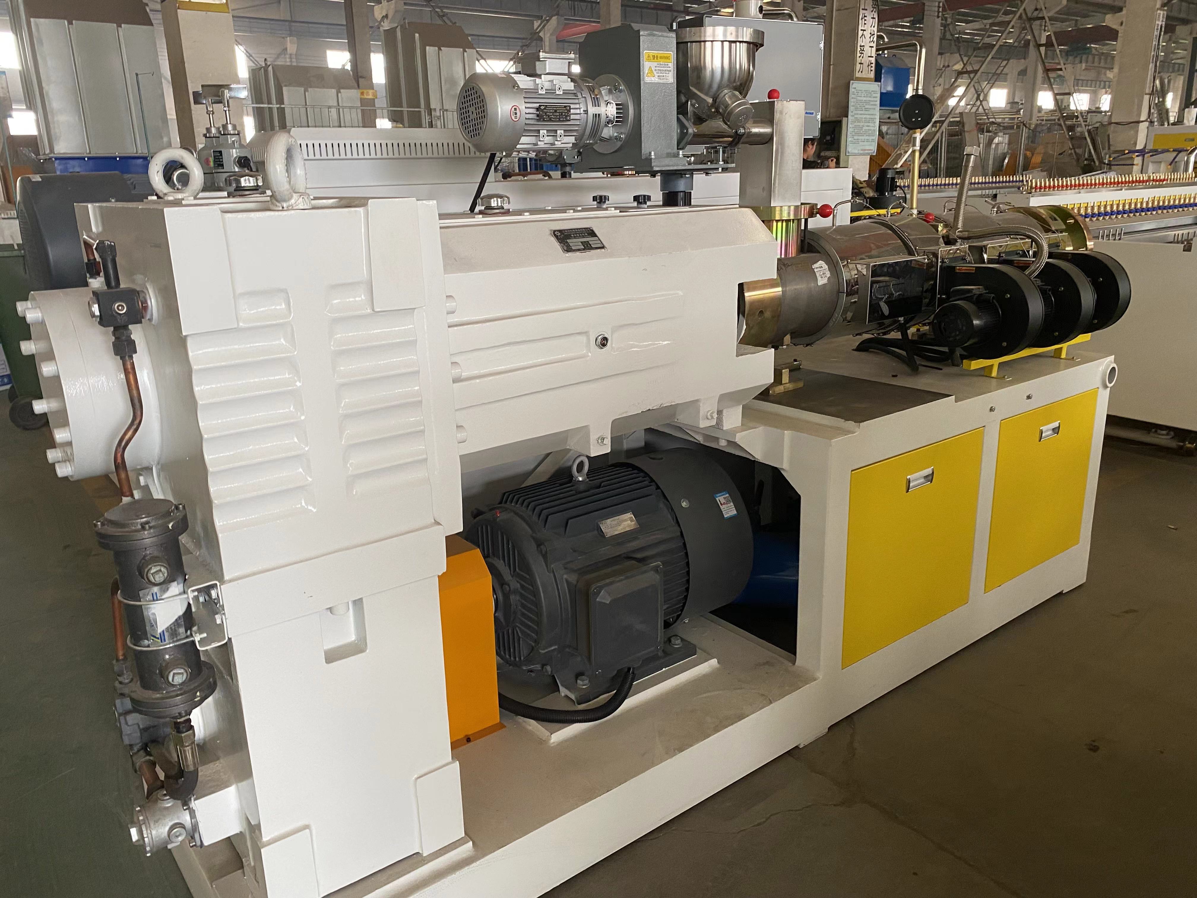 Pagpapanatili ng twin-screw extruder